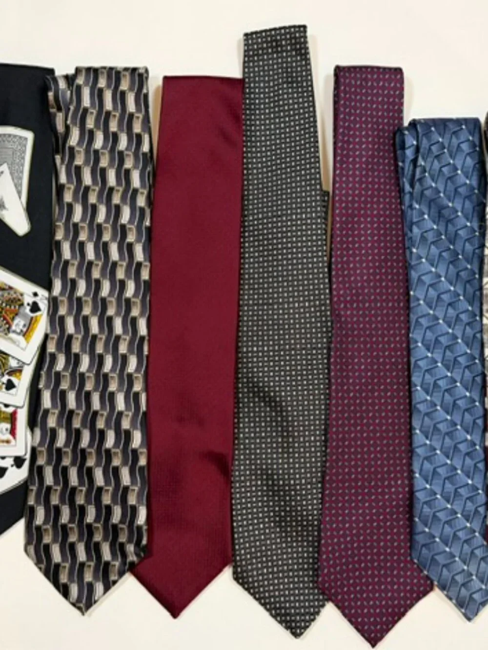 Bundle Of 9 Multi Pattern Ties for Men brands include DKNY and Geoffrey Beene